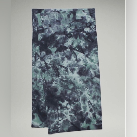 LULULEMON - Vinyasa Scarf - Picture 9 of 9